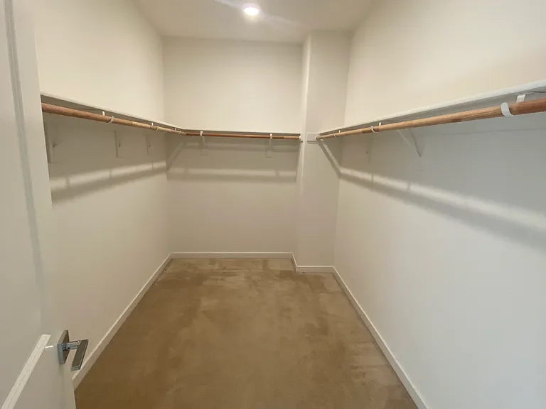2339 Spitfire Way — Photo 6