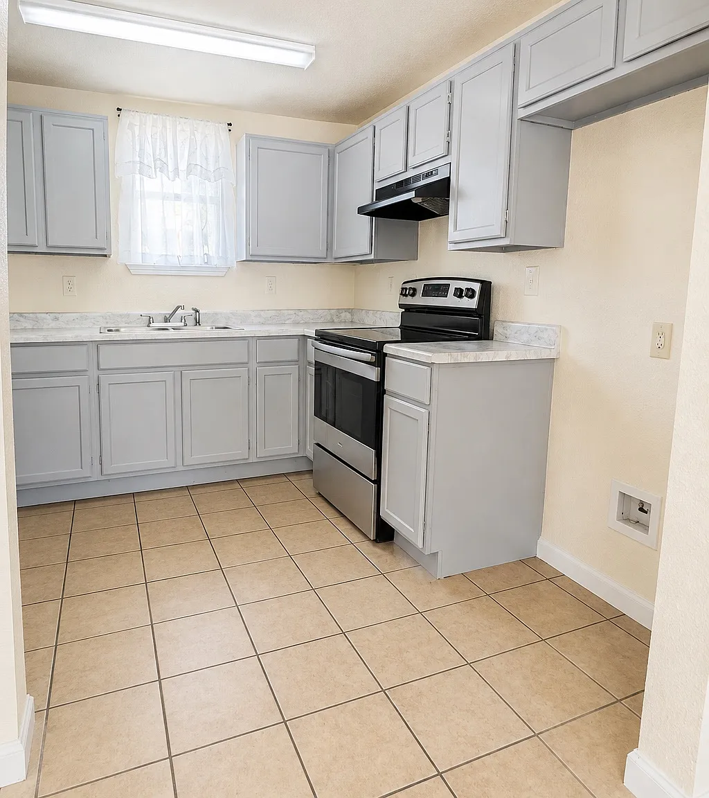 2 bed, $1,000 — Photo 3