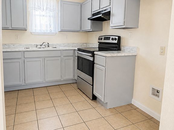 3rd image of 4404 Boxwood Rd Lot 18