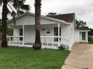 903 W 5th St, Freeport, TX 77541