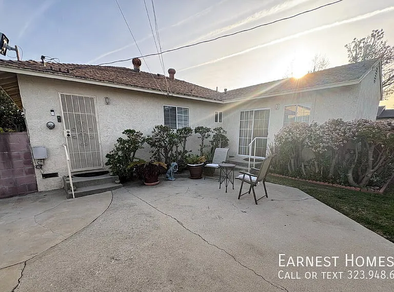 14013 Addison St — Photo 21