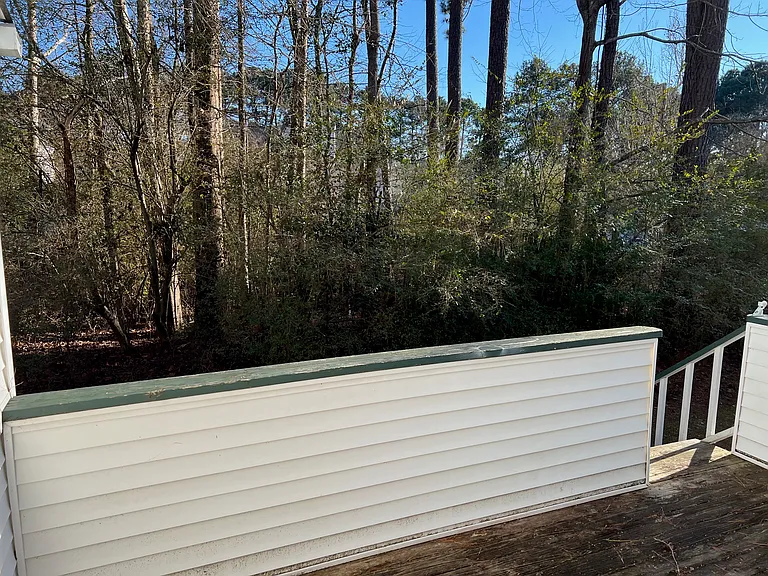 102 Pickett Ln — Photo 14