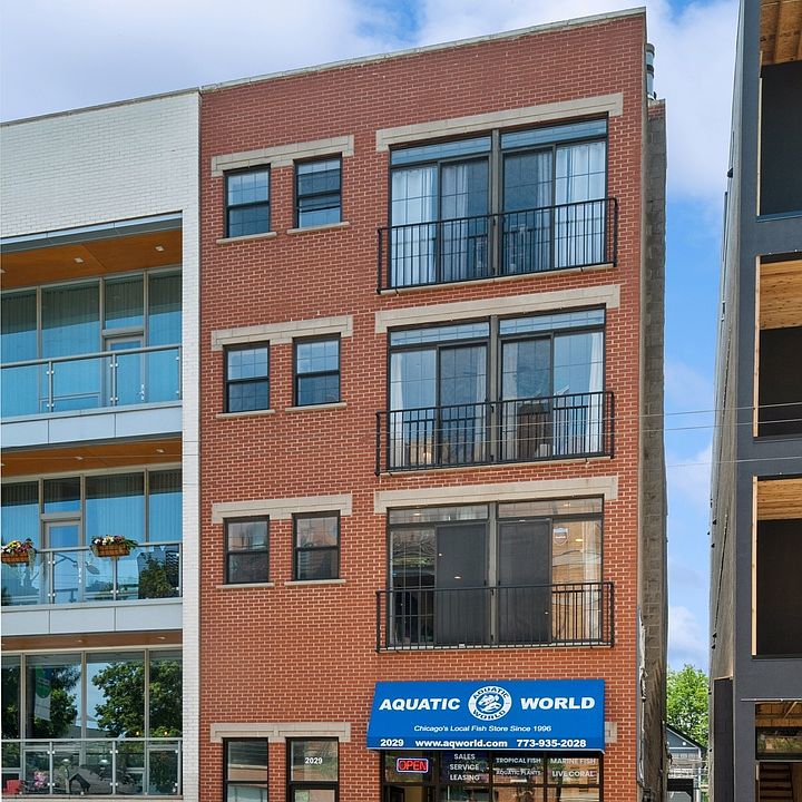 1st image of 2029 W Belmont Ave Unit 2