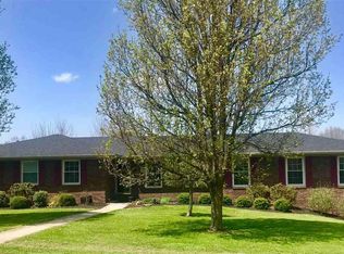 401 Meadowbrook Dr, Danville, KY 40422