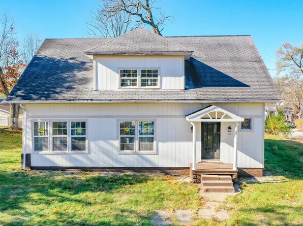 312 Jones St, North Judson, IN 46366