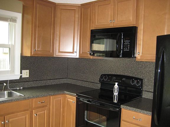 3rd image of 54 Westwood Ave