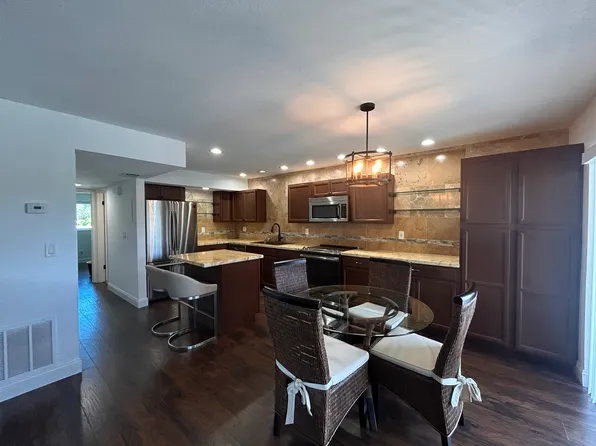 5428 Swift Rd, Sarasota, FL 34231