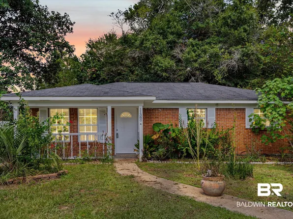 11380 Old Moffat Rd #A, Wilmer, AL 36587