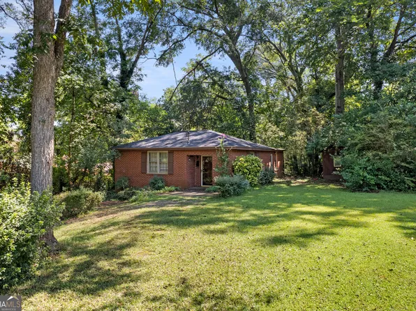 15 Casey St, Newnan, GA 30263