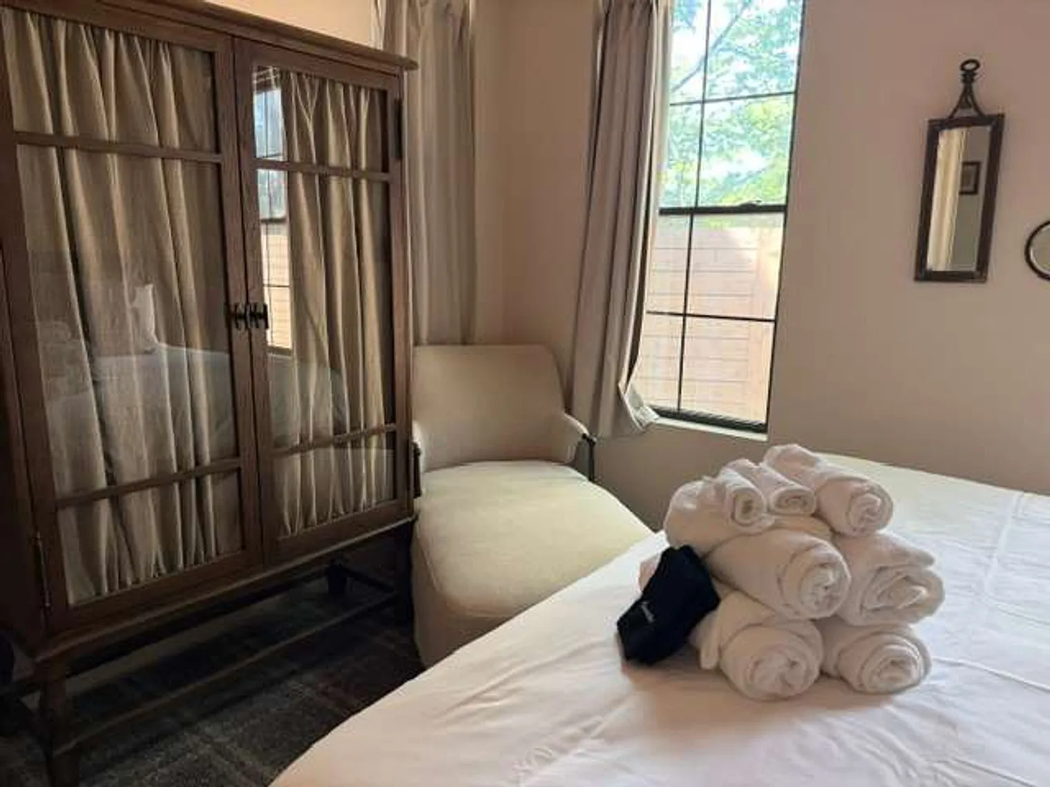 4 bed, 2.0 bath, 1722 sqft, $12,687 — Photo 4