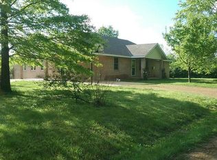 4910 S 195th Rd, Half Way, MO 65663