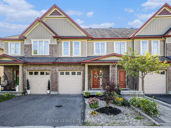 293 Fergus Cres, Ottawa, ON K2J 3L7