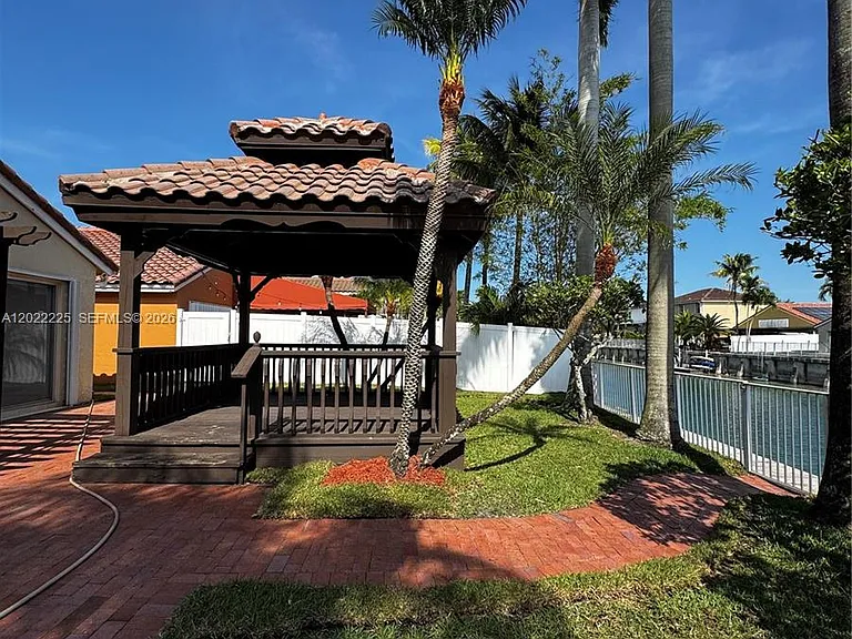 13312 SW 144th Ter — Photo 4