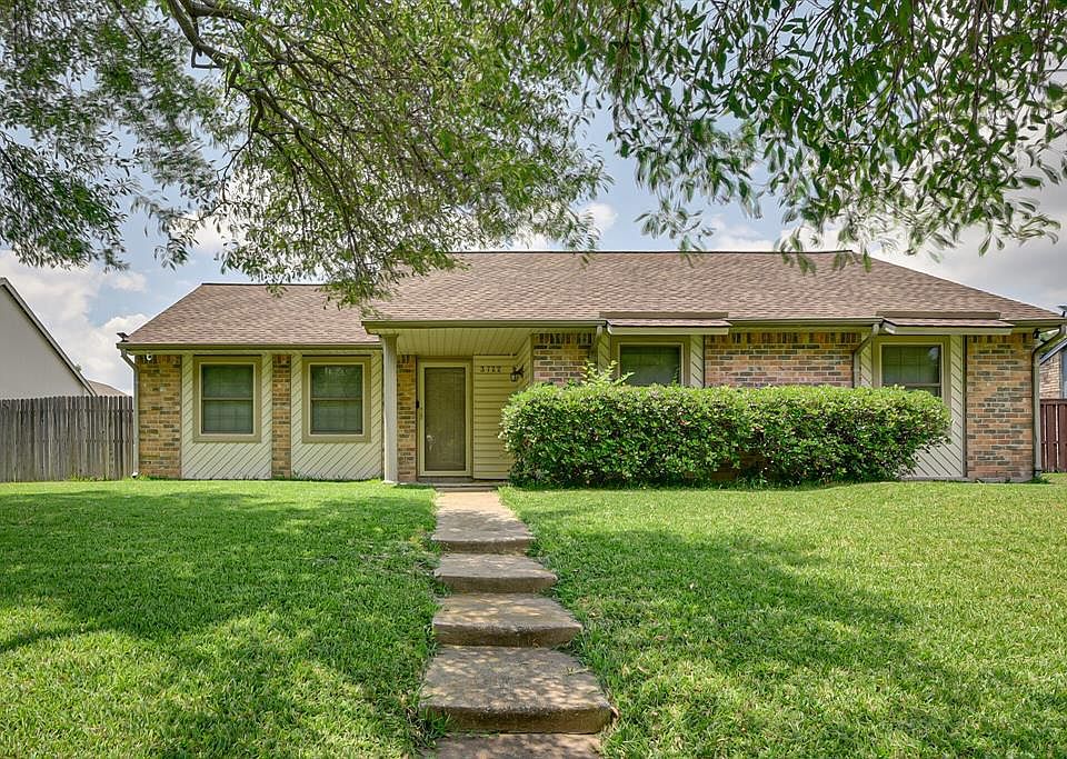 1st image of 3722 Yaupon Dr