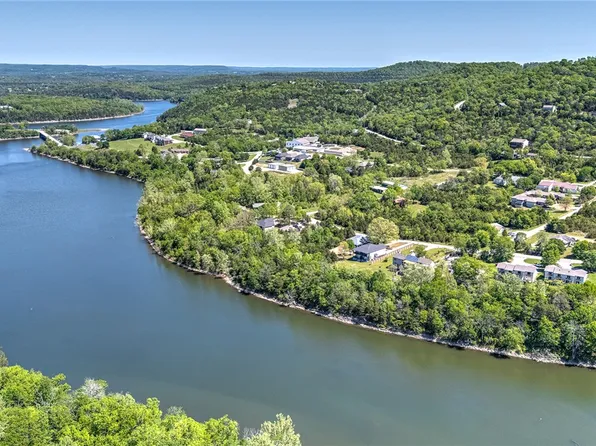 45 Blue Water Dr, Holiday Island, AR 72631