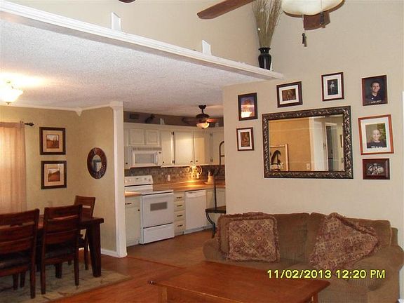 3rd image of 811 N 10th St