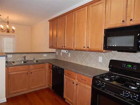 4th image of 316 Niblewill Pl