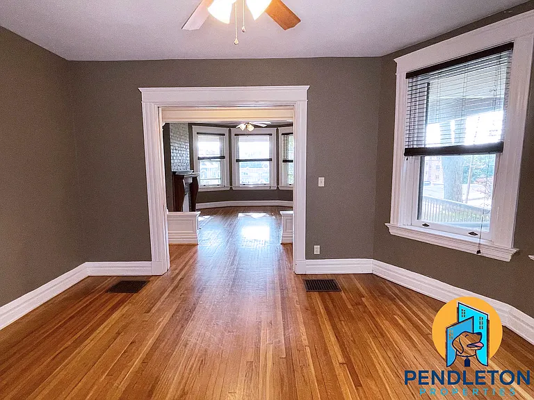 2326 Ashland Ave #1 — Photo 4