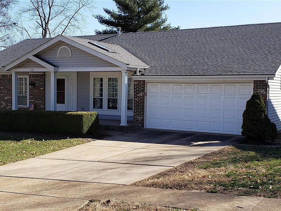 1st image of 284 Oakleigh Woods Dr