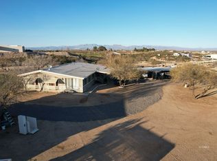 223 E Calle De Buena Vis, Safford, AZ 85546