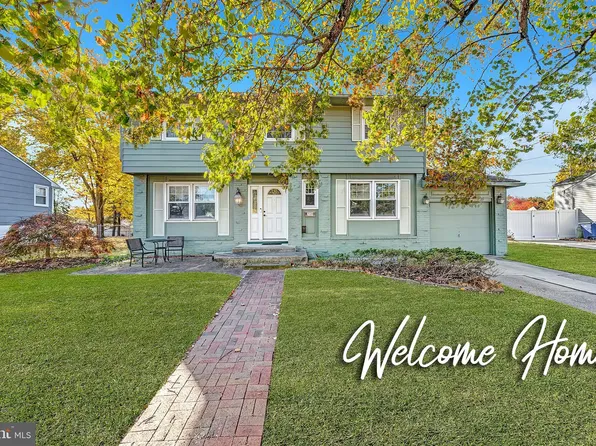 709 Willow Dr, Cinnaminson, NJ 08077