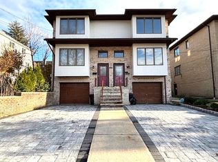 2420 Rossett St #A, Fort Lee, NJ 07024