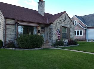 3841 S 56th St, Greenfield, WI