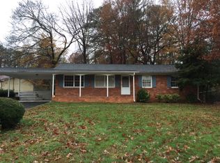 1902 Valley Brook Dr, Dalton, GA 30720