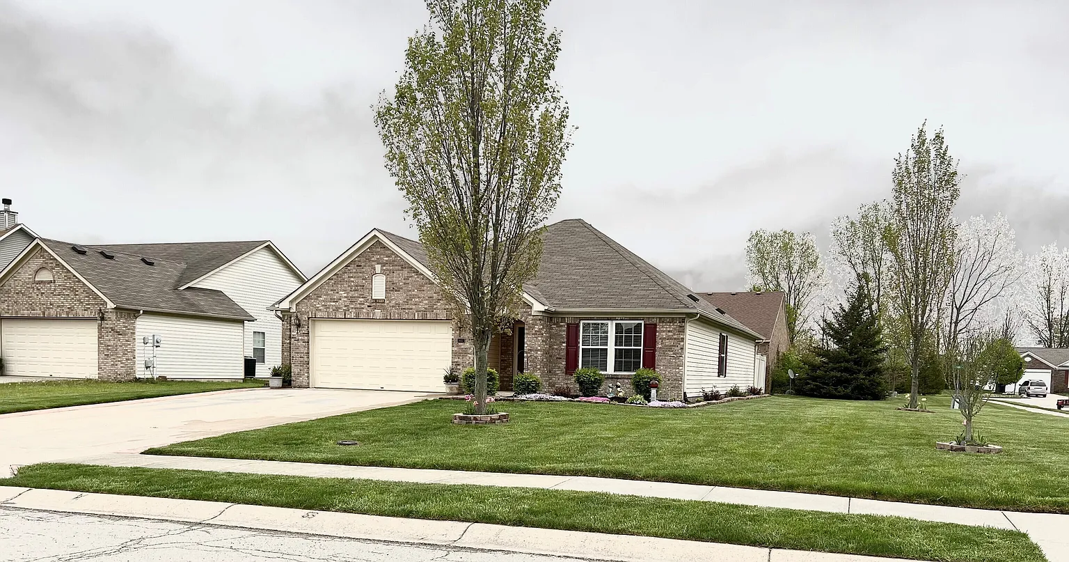 1637 Catt Dr photo 1
