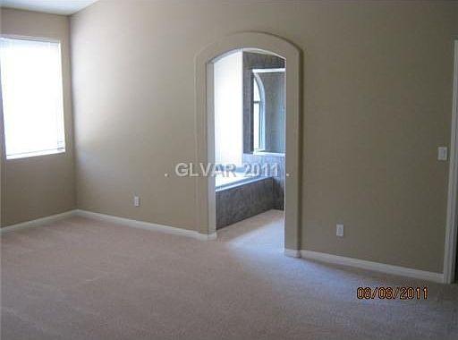 4th image of 4553 Sheri Lyn Ct