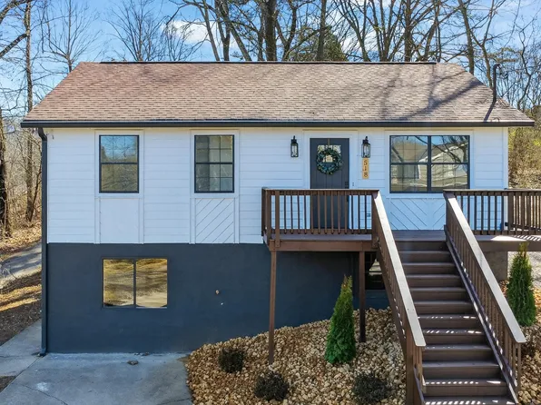 518 W Beaver Creek Dr, Powell, TN 37849