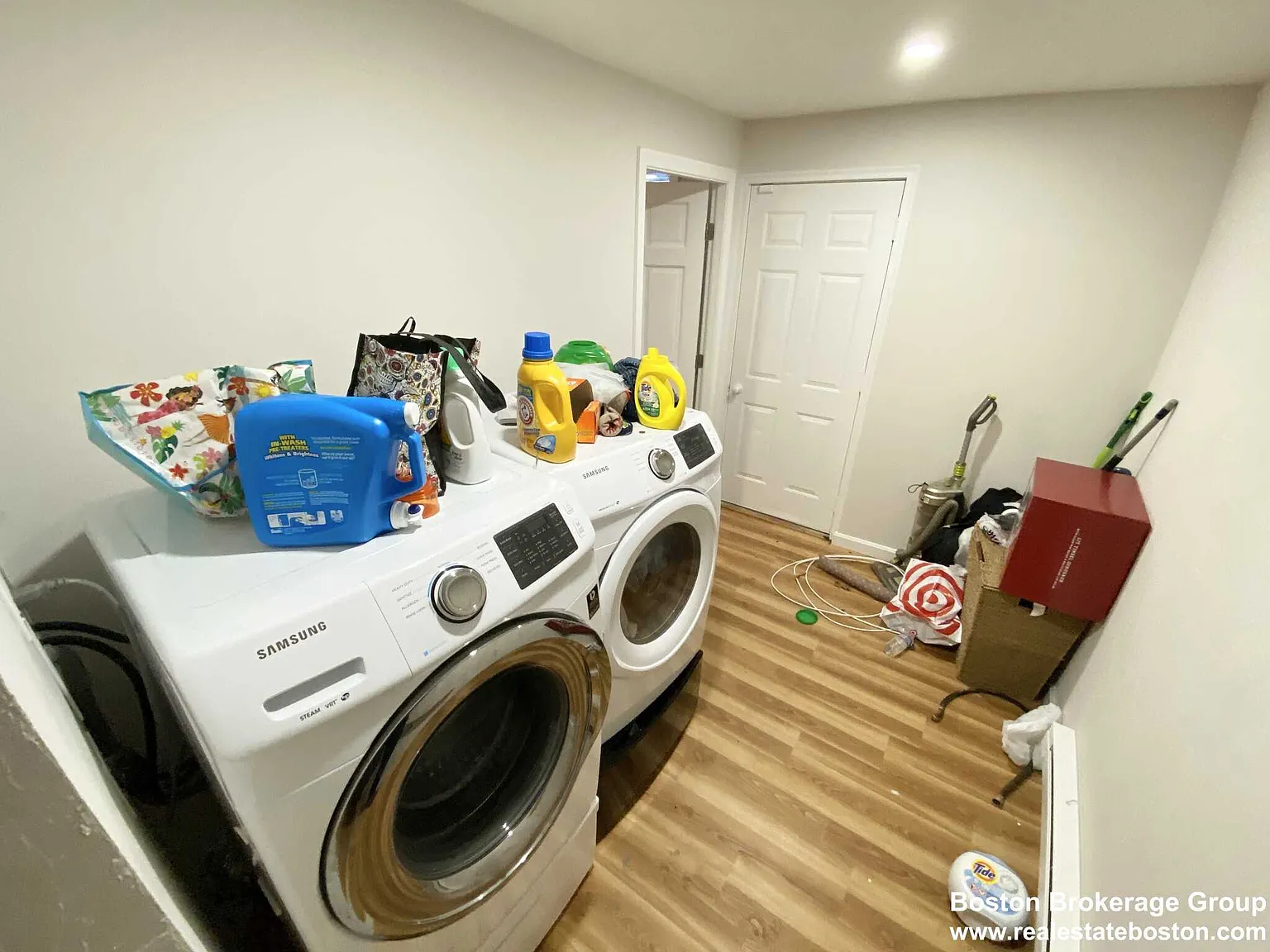 4 bed, 1.5 bath, $4,800 — Photo 3