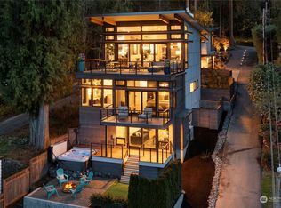 2590 W Lake Sammamish Pkwy NE, Redmond, WA