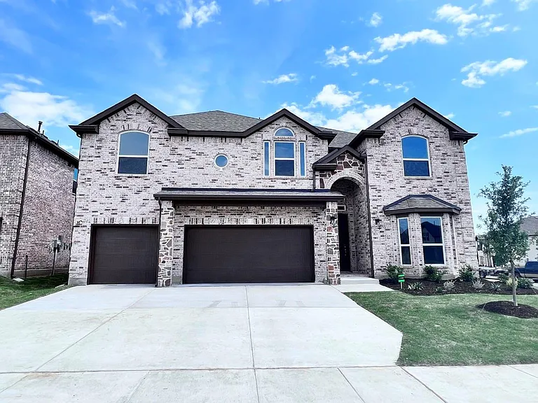 1800 Wade Ct — Photo 1