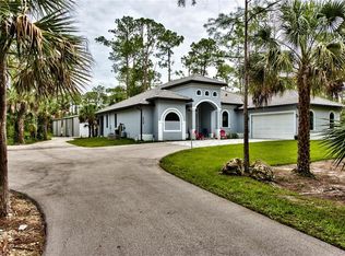 529 22nd Ave NW, Naples, FL 34120