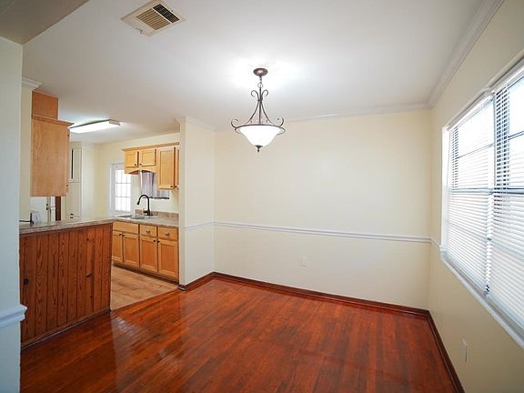 5th image of 231 Gaile Ave