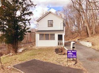 2 Grove St, Morristown, NJ 07960