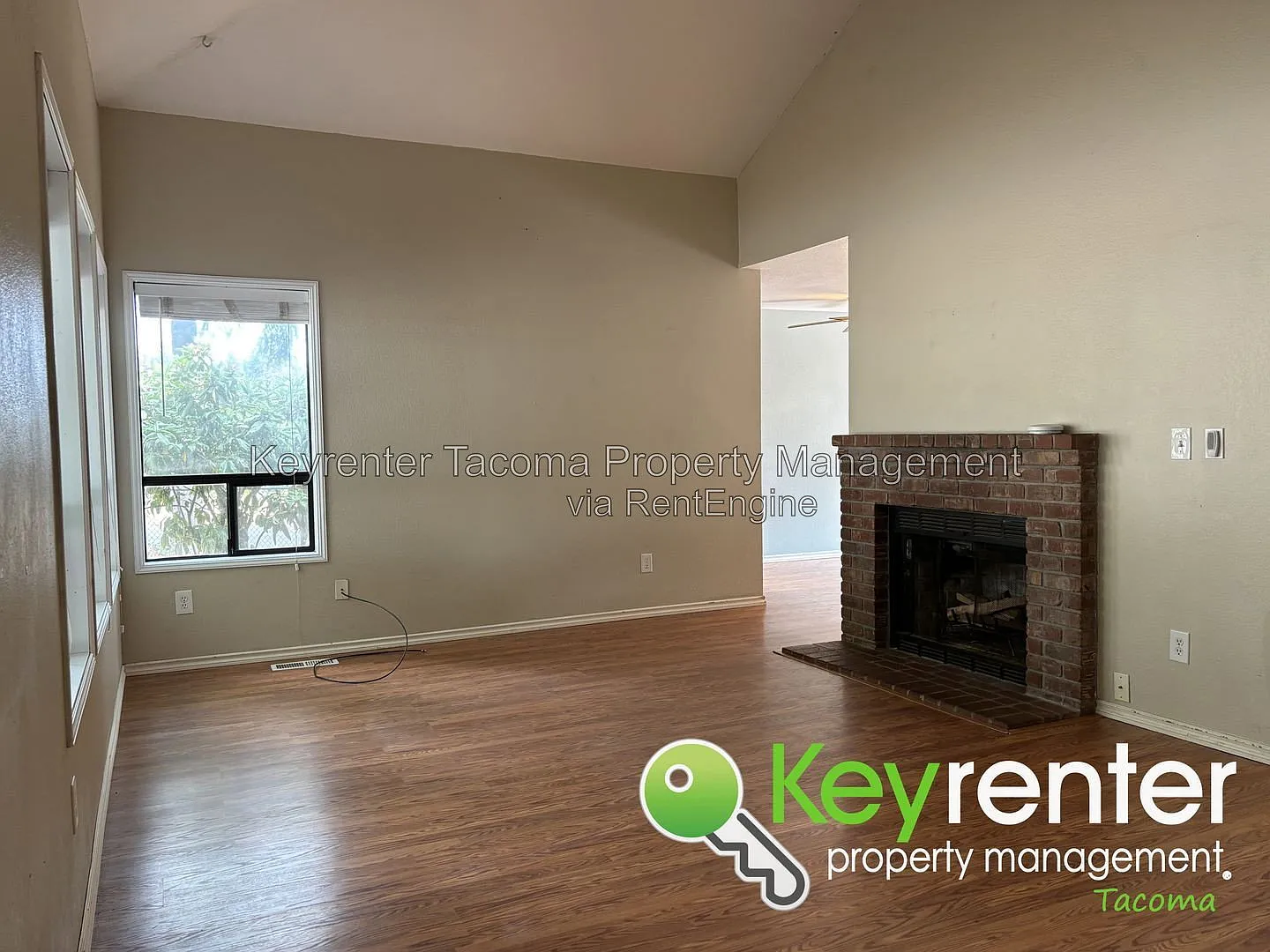 3 bed, 2.5 bath, 1510 sqft, $2,800 — Photo 3