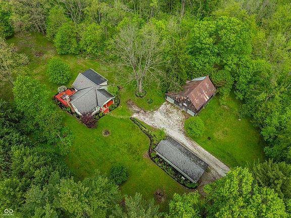 2nd image of 250 Westmont Ln