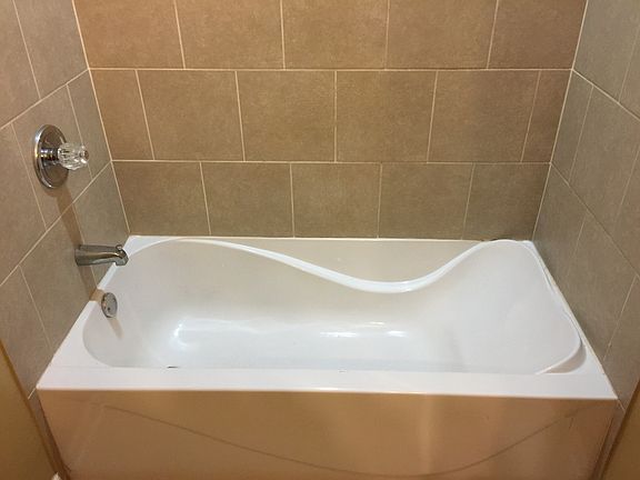 4th image of 1628 S Homan Ave #1