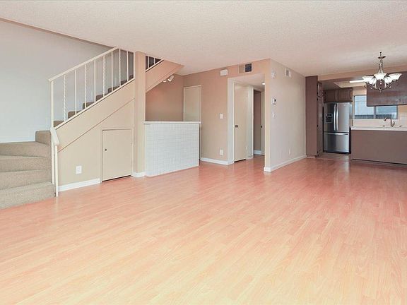 3rd image of 14332 Dickens St Unit 16
