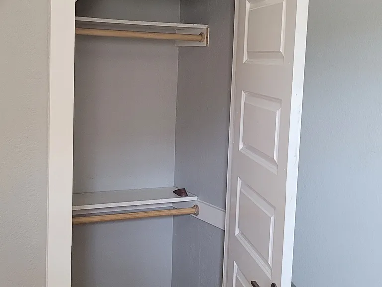 403 Earl St #1 — Photo 11
