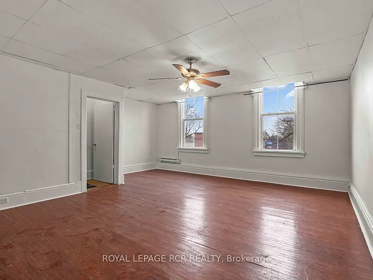 137 Broadway #UPPER — Photo 17