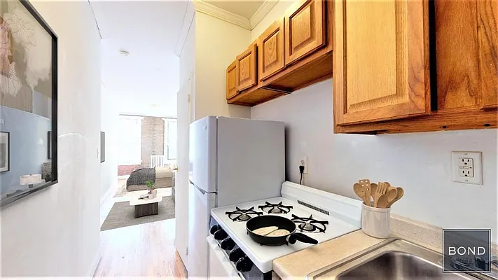 Rented by Bond New York | media 6