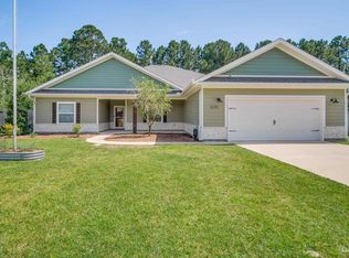 8245 Verano St, Navarre, FL 32566