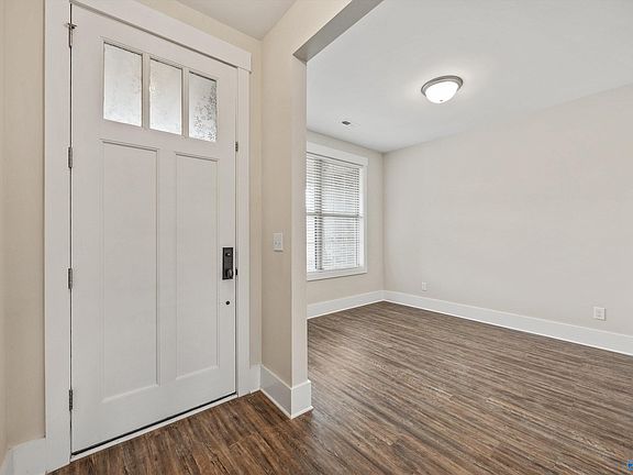 2nd image of 3014 Henry Rd SE