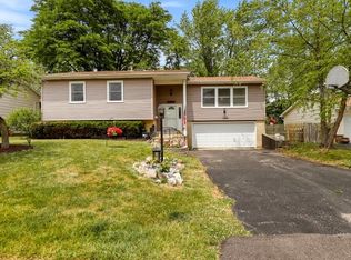 780 Portree Ln, Lake Zurich, IL 60047