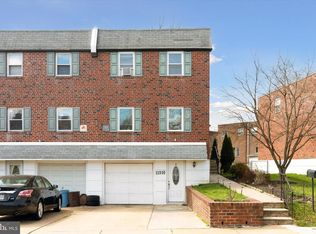 11910 Barlow St, Philadelphia, PA 19116
