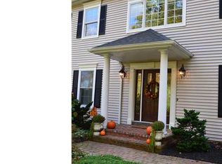 17 Fox Run Ln, Killingworth, CT 06419