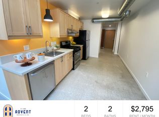 947 61st St APT 6D, Emeryville, CA 94608